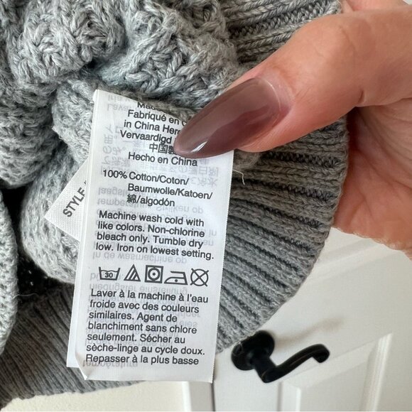 J. Crew Chunky Knit Cotton Gray V-Neck Sweater Size XS - Picture 4 of 4